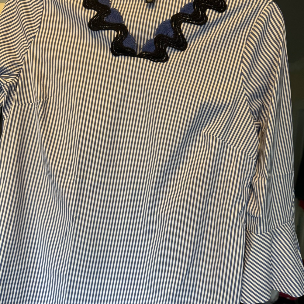 TALBOTS STRIPED TOP W 3/4 bell sleeves & embroidery at neckline NEW W/O tags.!